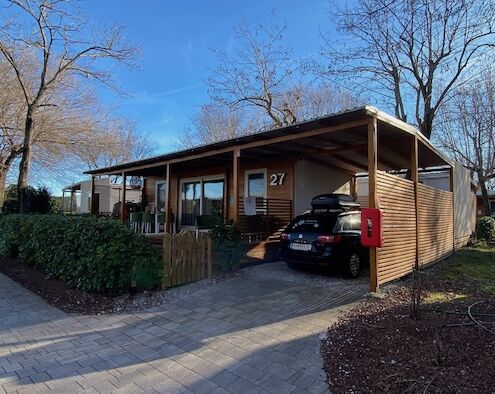 Carport im Feriendorf Grado Club del Sole beim Mobilheim