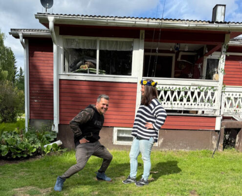 Vor der gemütlichen Stuga von Lev Naturanda