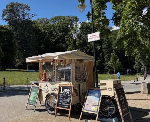 schweden-mit-hund-reisebericht-gdynia-kiosk in sopot