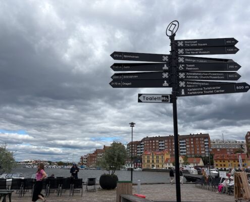 schweden-mit-hund-reisebericht-karlskrona-wegweiser